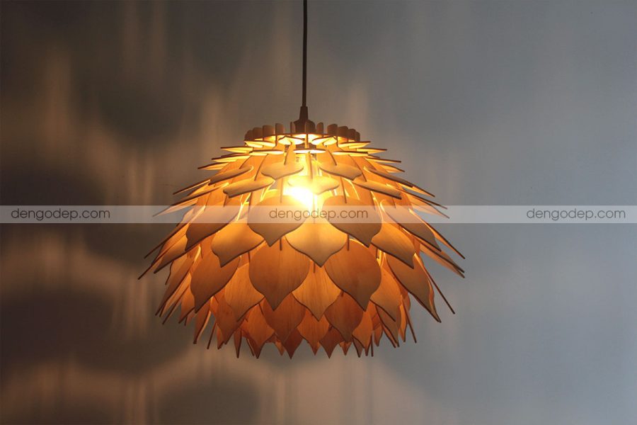 Đèn thả trần dáng quả thanh long làm bằng gỗ