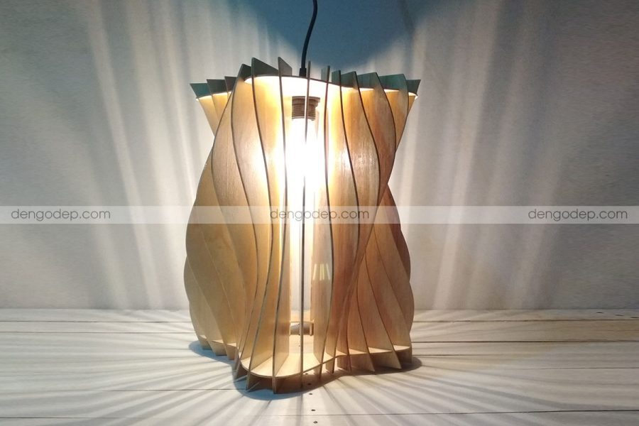 Đèn thả trần dáng trụ sóng làm bằng gỗ