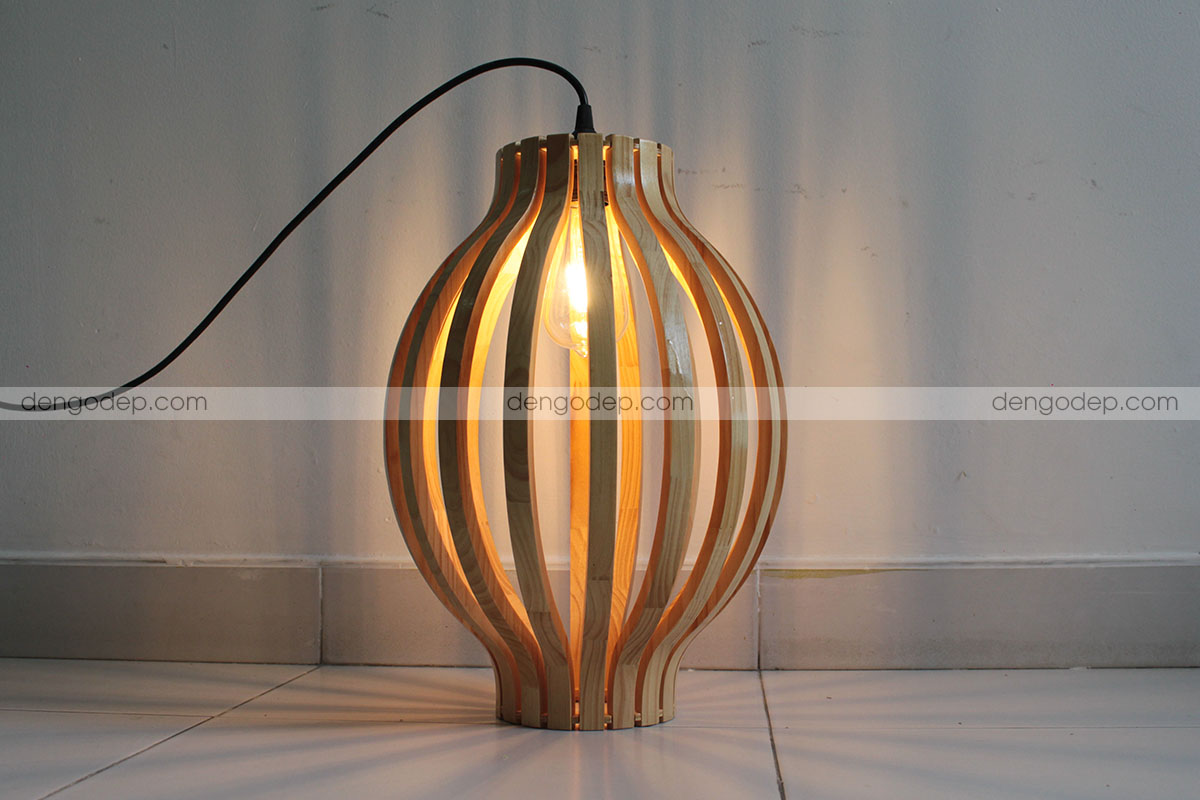 Đèn thả trần hình quả bàng làm từ gỗ thông ghép chất lượng cao với kiểu dáng nghệ thuật - Hình 1