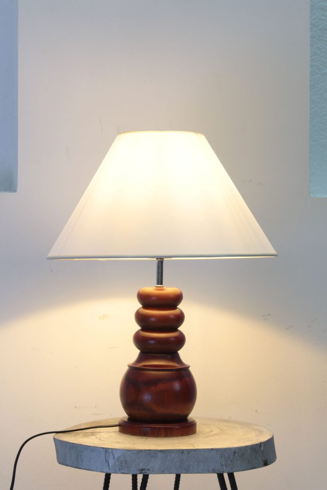 Đèn ngủ để bàn đặt sàn sang trọng