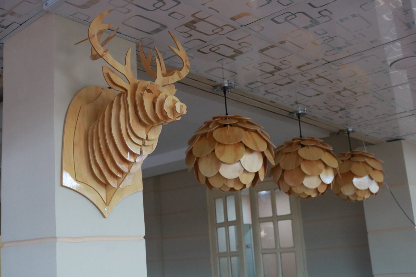 Sản xuất đèn gỗ cho khách hàng là nhà hàng hải sản - hình 10