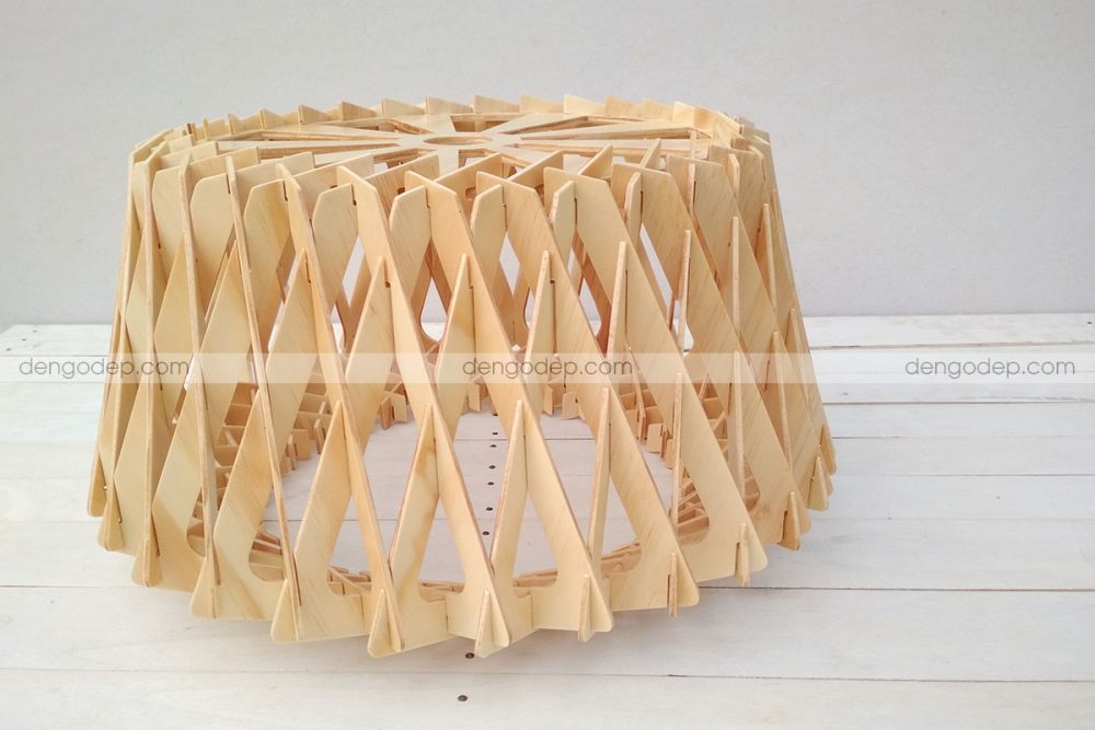 Đèn gỗ thả trần kịm cương thấp