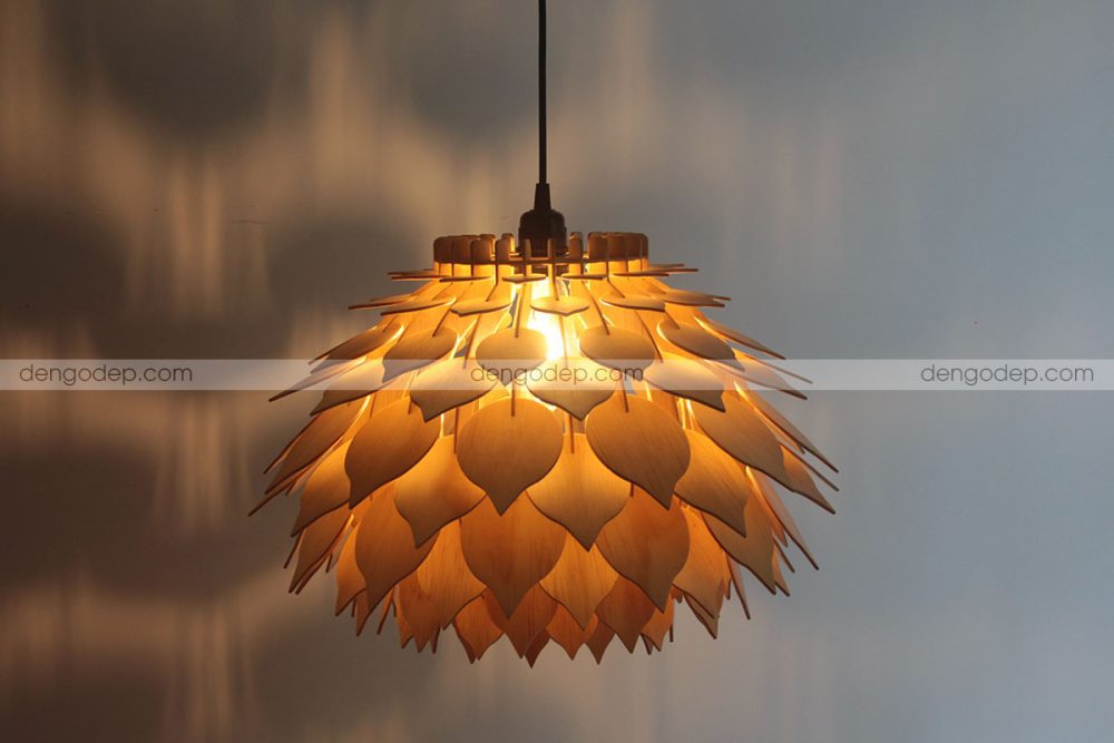 Đèn gỗ thả trần quả thanh long chụp hướng trên xuống