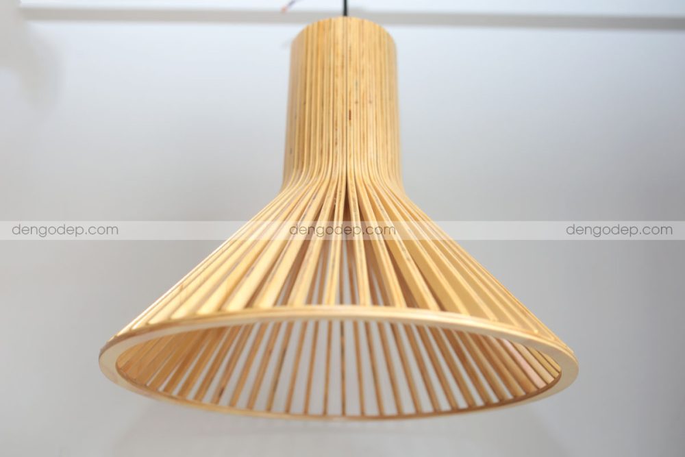 Đèn gỗ thả trần vòi sen rộng chụp từ hướng dưới lên