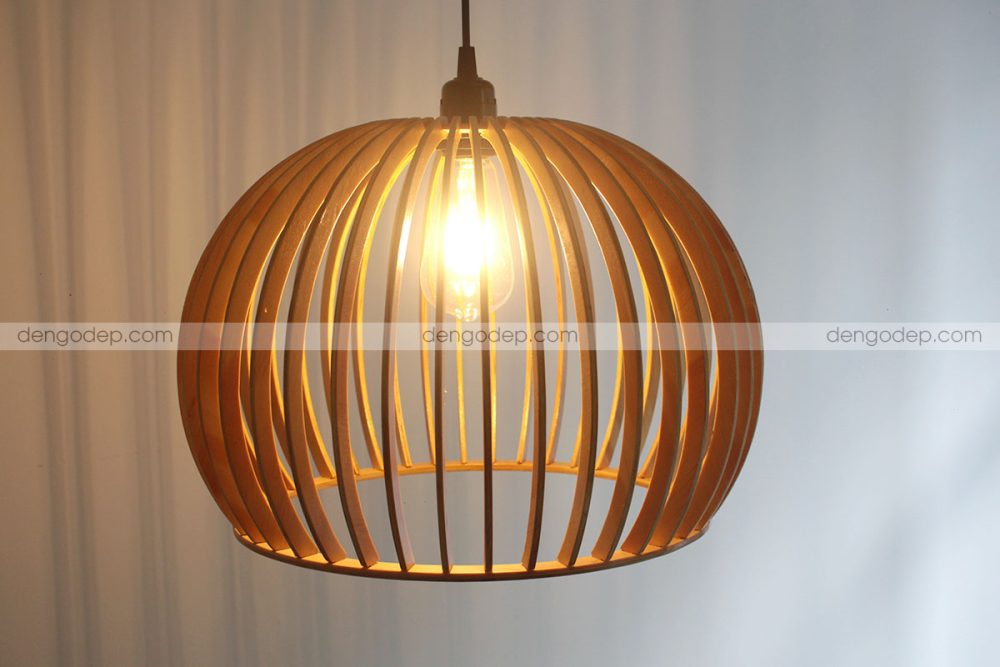 Đèn gỗ thả trần bán cầu chụp hướng nghiêng