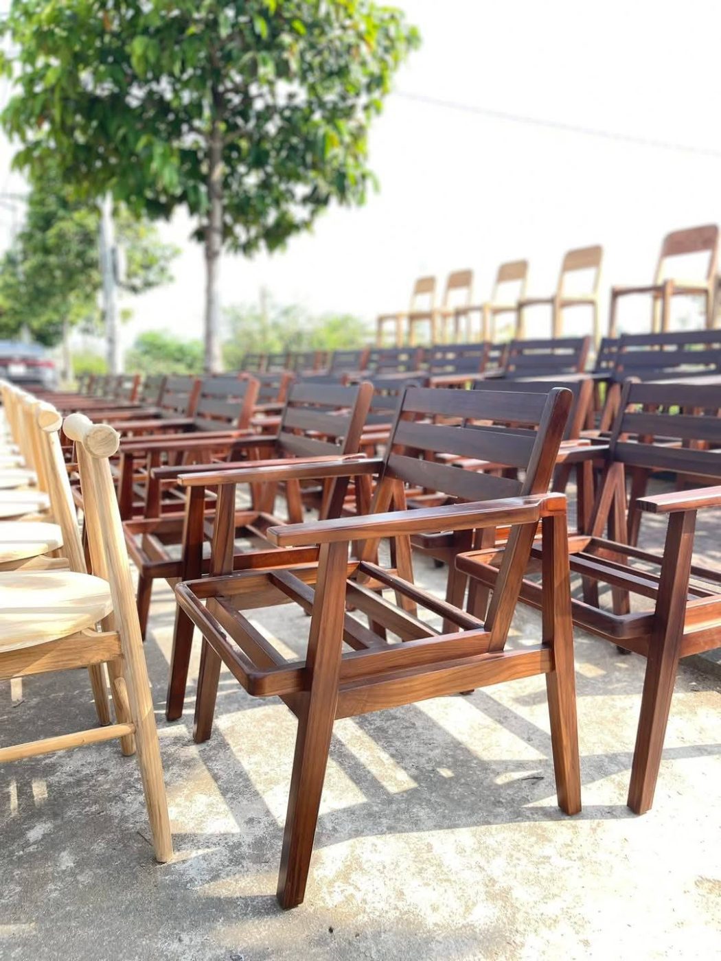 Sản xuất bàn ghế cho khách hàng là nhà hàng - hình 4